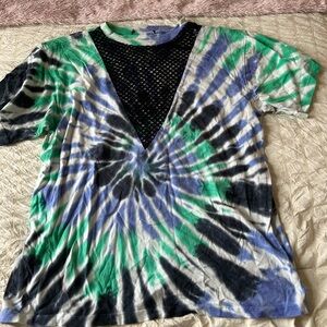 Tie-Dye V-Neck Mesh T-Shirt